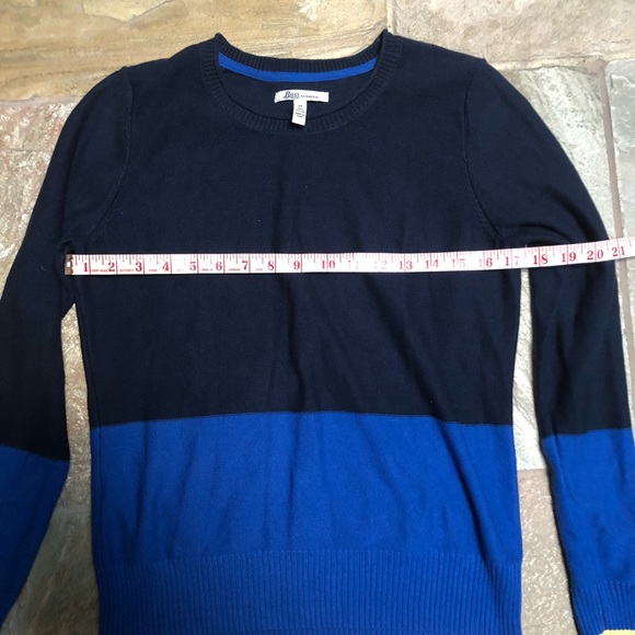 G.H. Bass & Co Blue Sweater - Picture 5 of 5